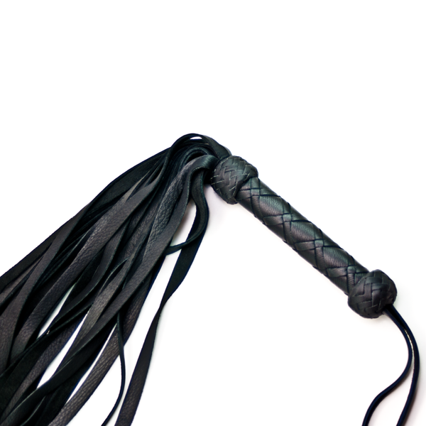 Elkhide Flogger by Leatherbeaten, image 3