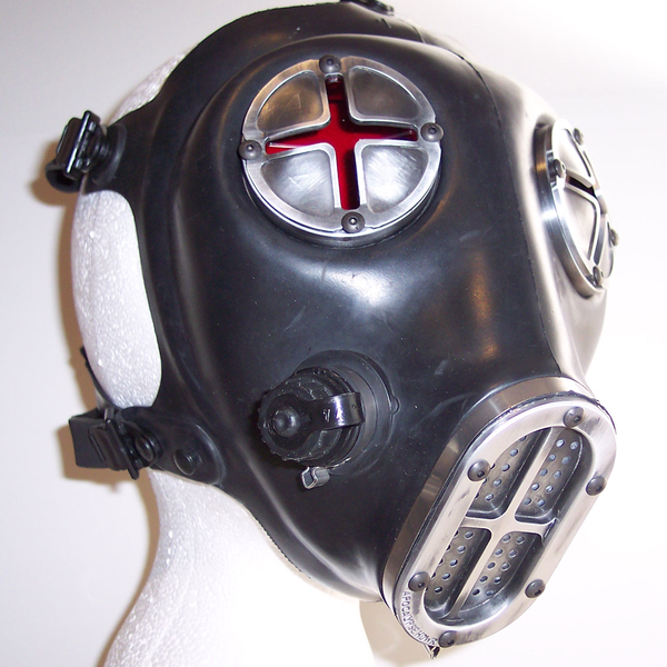 Apocalypse Fetish Gas Mask (Type 2-c/w smoke and red lenses)